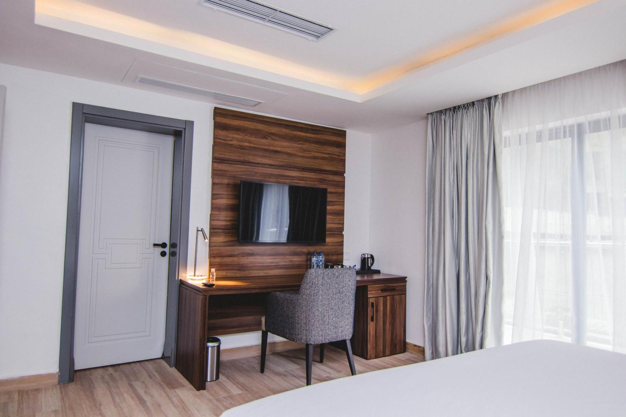 The Safron Hotel Lagos Exterior photo