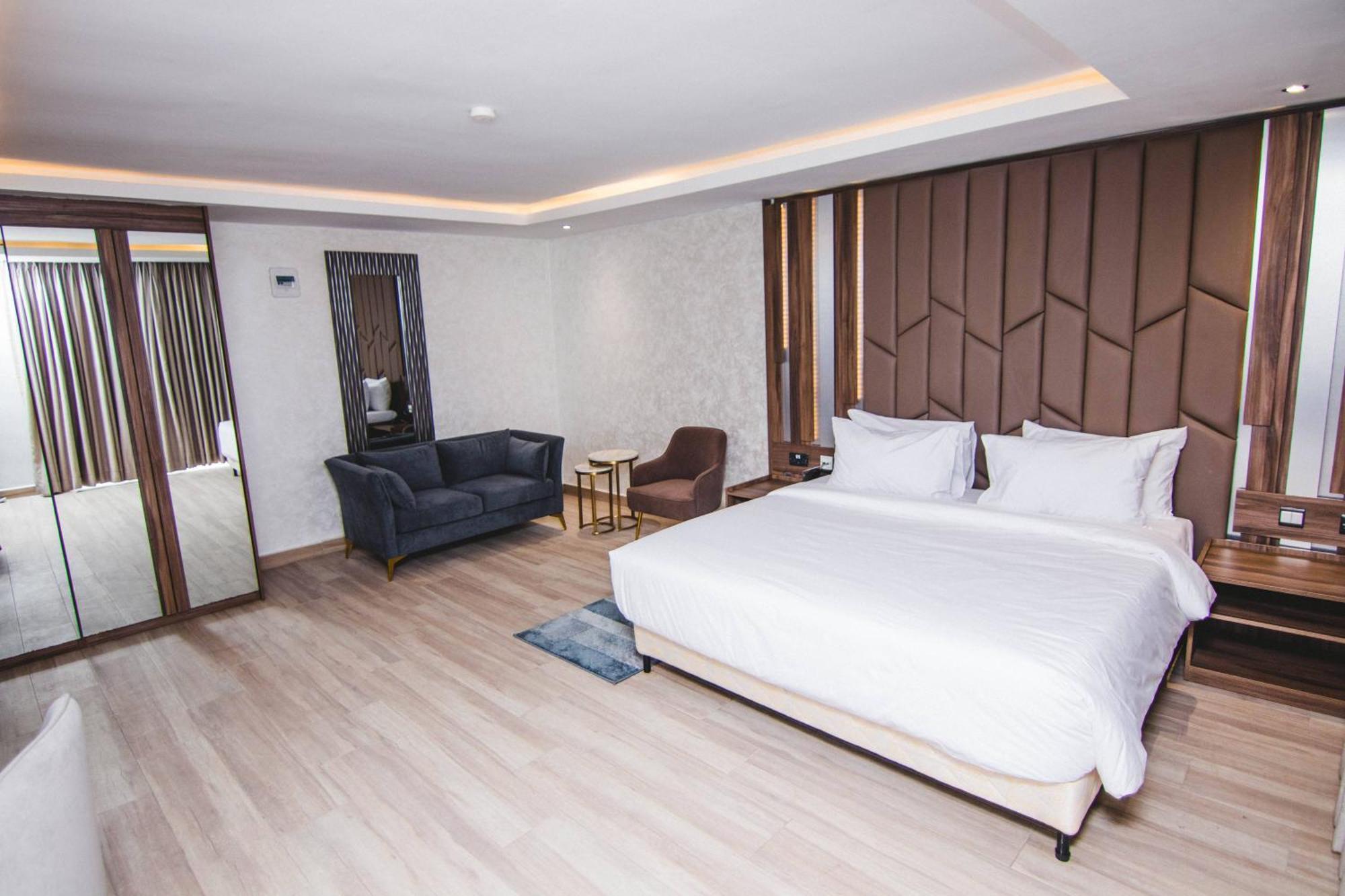 The Safron Hotel Lagos Exterior photo